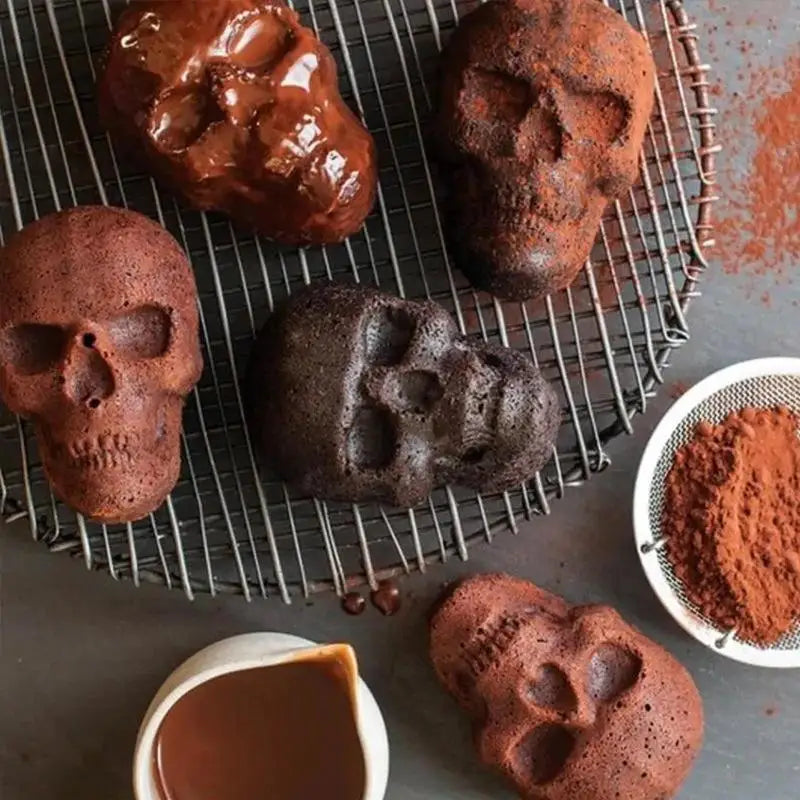 Metal Skull Cake Pan